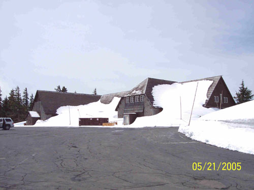 Cafeteria and Gift shop